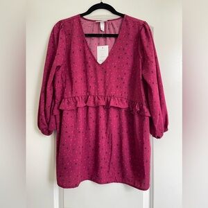 NWT | Isabel Maternity | Pre-Pregnancy Medium Size | Patterned Purple Top